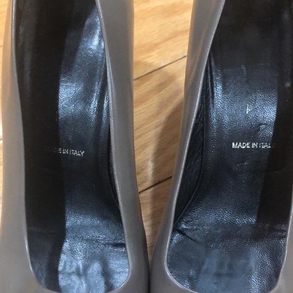 Prada shoes - Picture 6 of 9